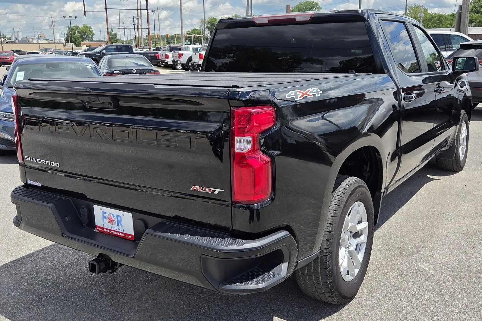 Chevrolet Silverado photo 10
