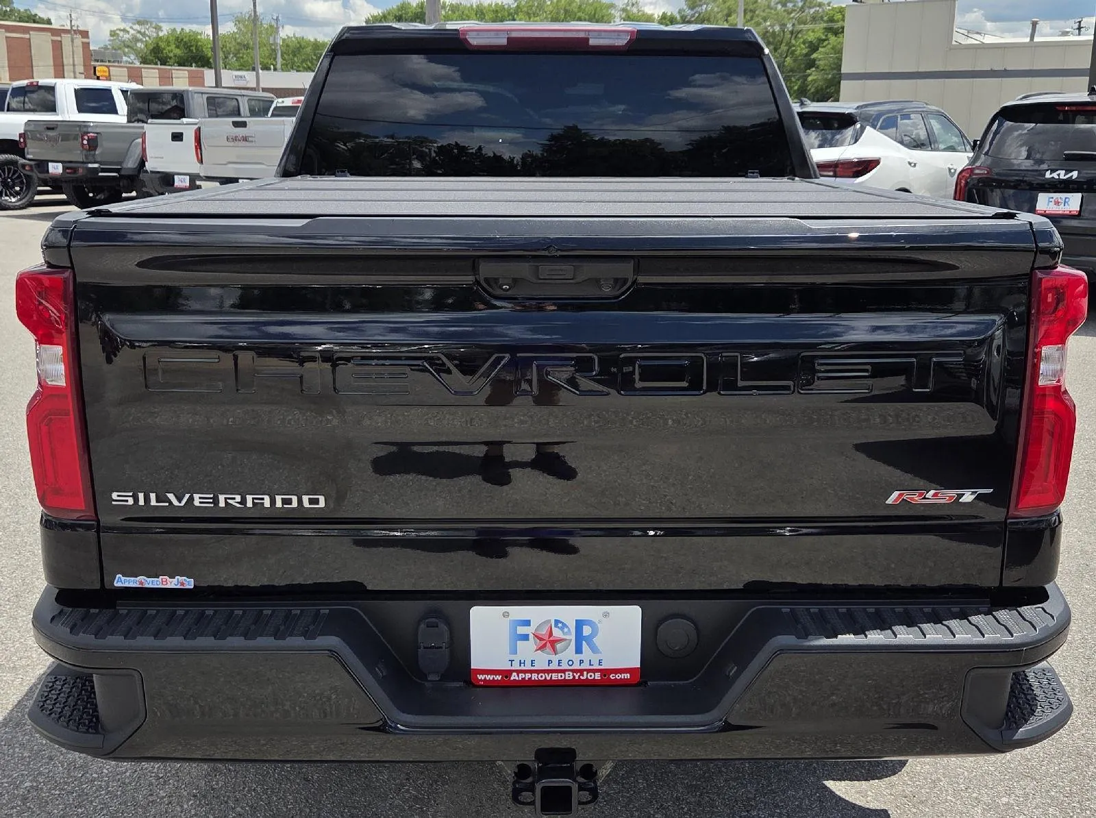 Chevrolet Silverado photo 13