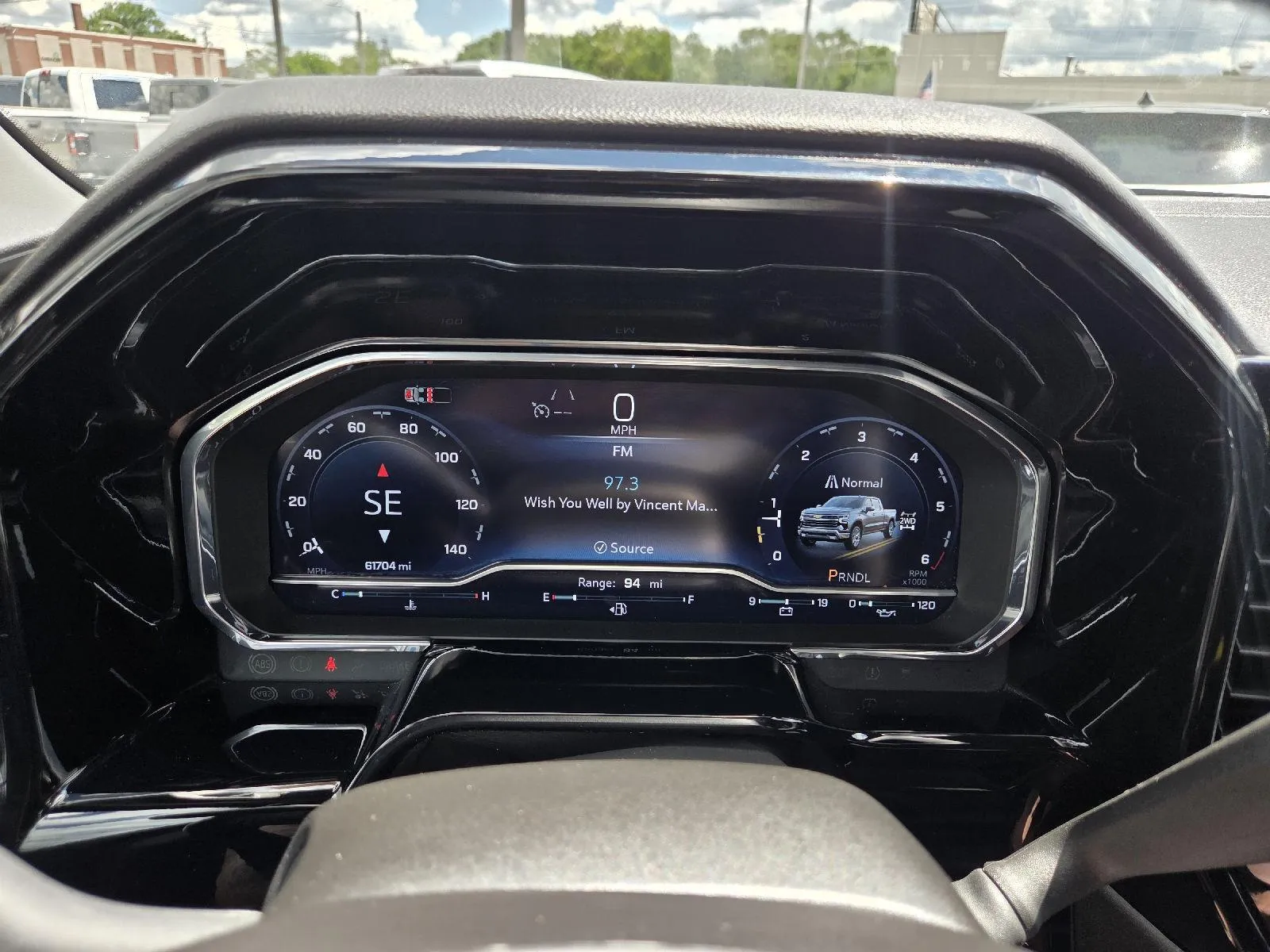 Chevrolet Silverado photo 23