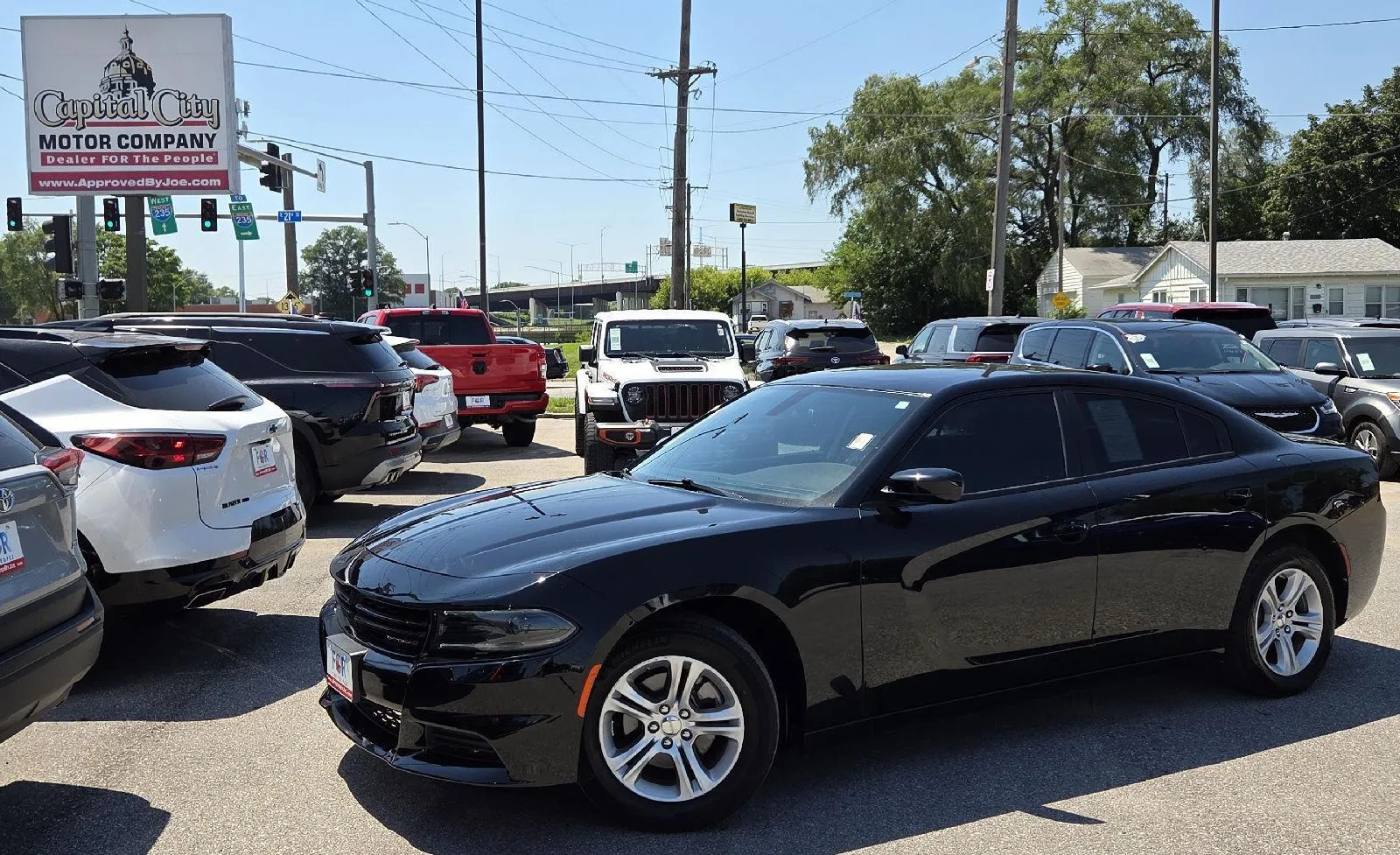 Black 2022 Dodge Charger SXT for sale in Des Moines, IA