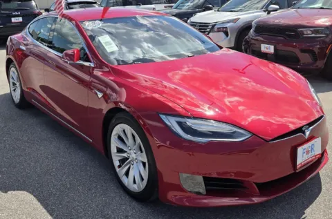 Photos of 2017 Tesla Model S P100D for sale in Des Moines, IA at Capital City Motor Company