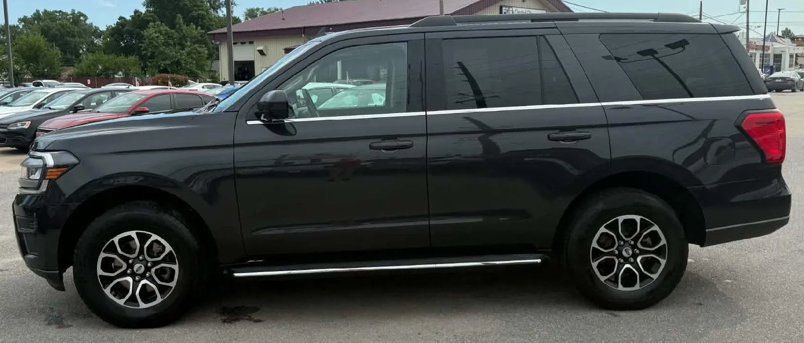 Ford Expedition photo 5