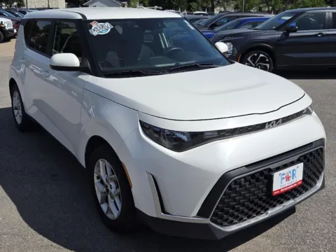 Photos of 2023 Kia Soul LX for sale in Des Moines, IA at Capital City Motor Company