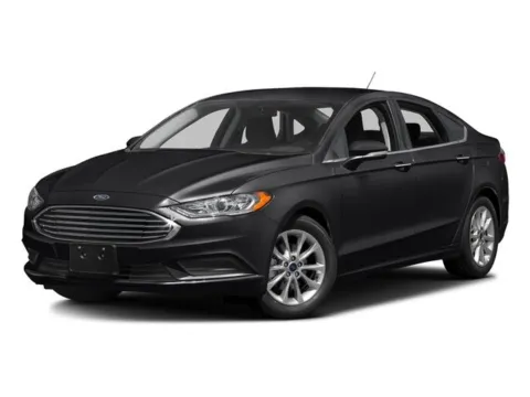 Black 2017 Ford Fusion SE for sale in Des Moines, IA