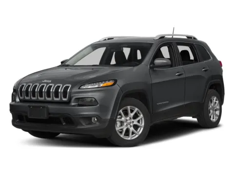 Gray 2018 Jeep Cherokee Latitude for sale in Des Moines, IA