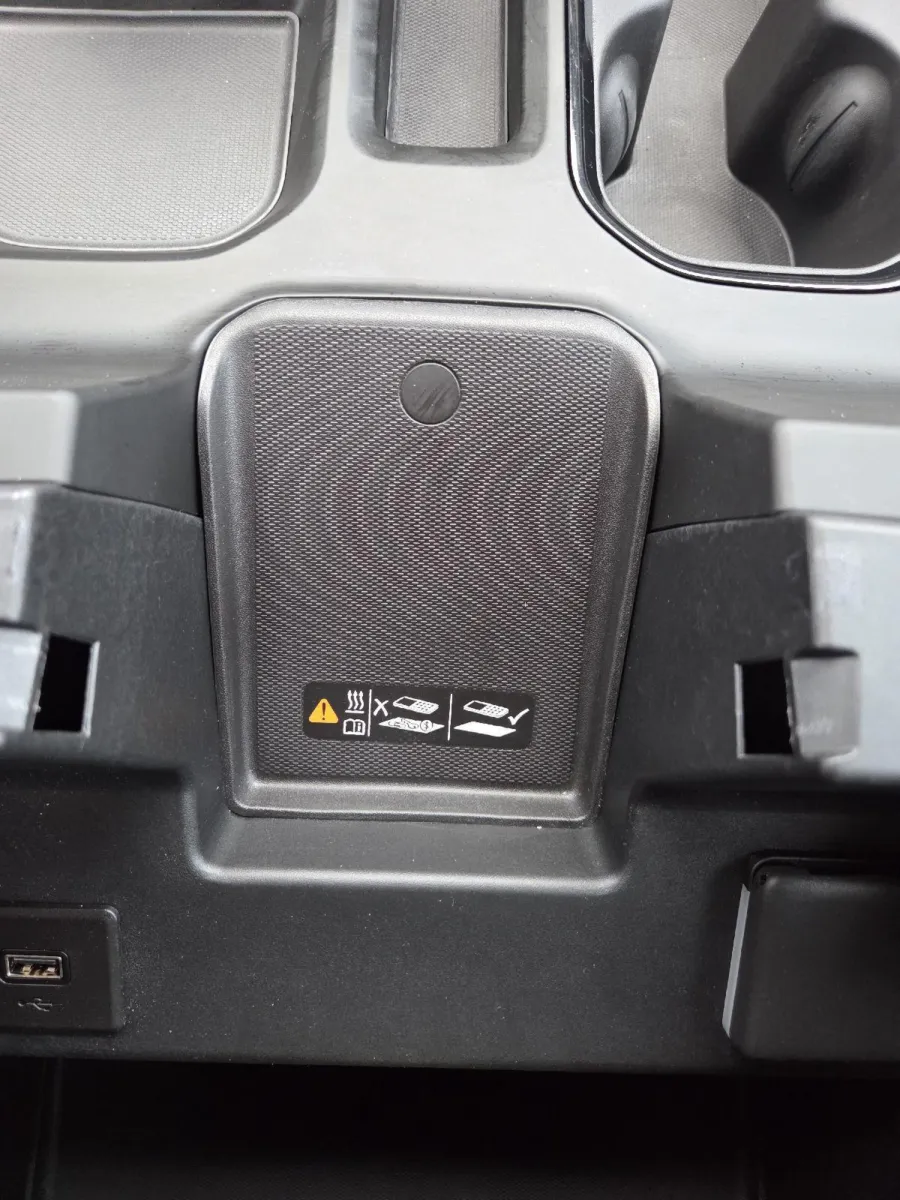 Chevrolet Silverado photo 28
