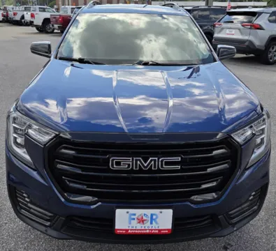 Another view of 2022 GMC Terrain SLE for sale in Des Moines, IA at Capital City Motor Company