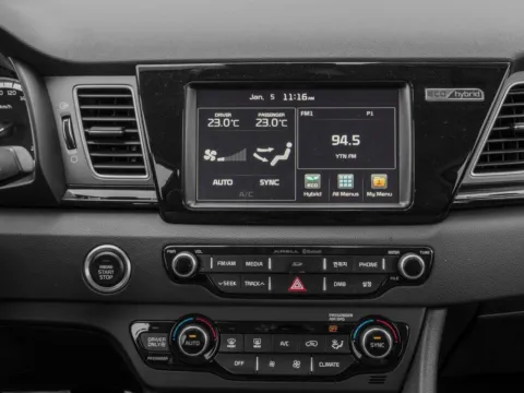 More photos of 2018 Kia Niro LX at Capital City Motor Company, IA