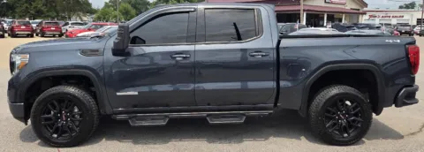 More photos of 2022 GMC Sierra 1500 Limited Elevation at Capital City Motor Company, IA