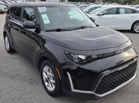 Photos of 2023 Kia Soul LX for sale in Des Moines, IA at Capital City Motor Company