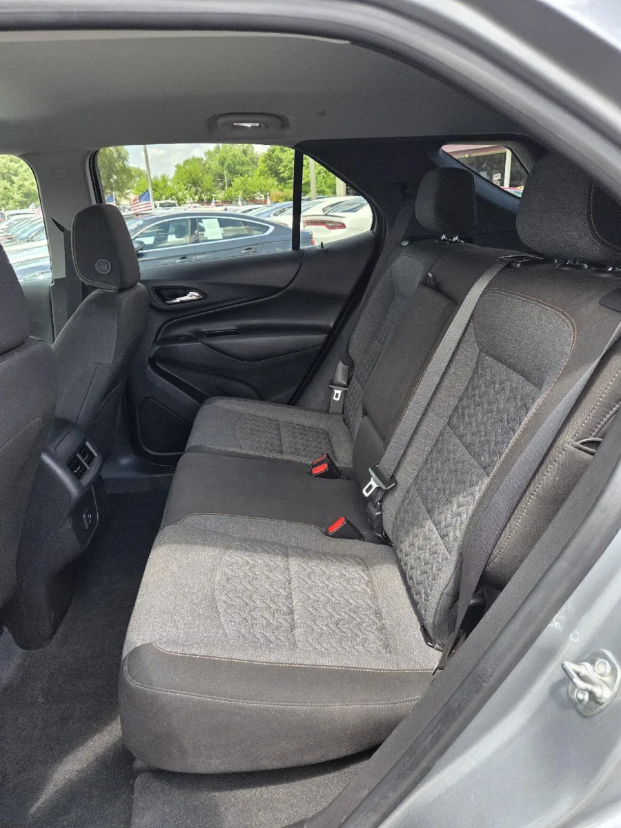 Chevrolet Equinox photo 21