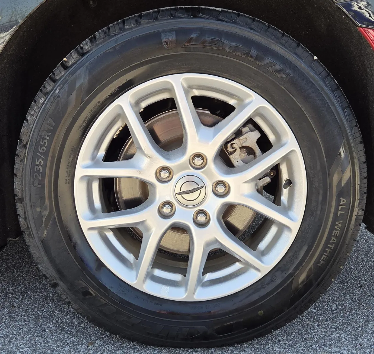 Chrysler Pacifica photo 17