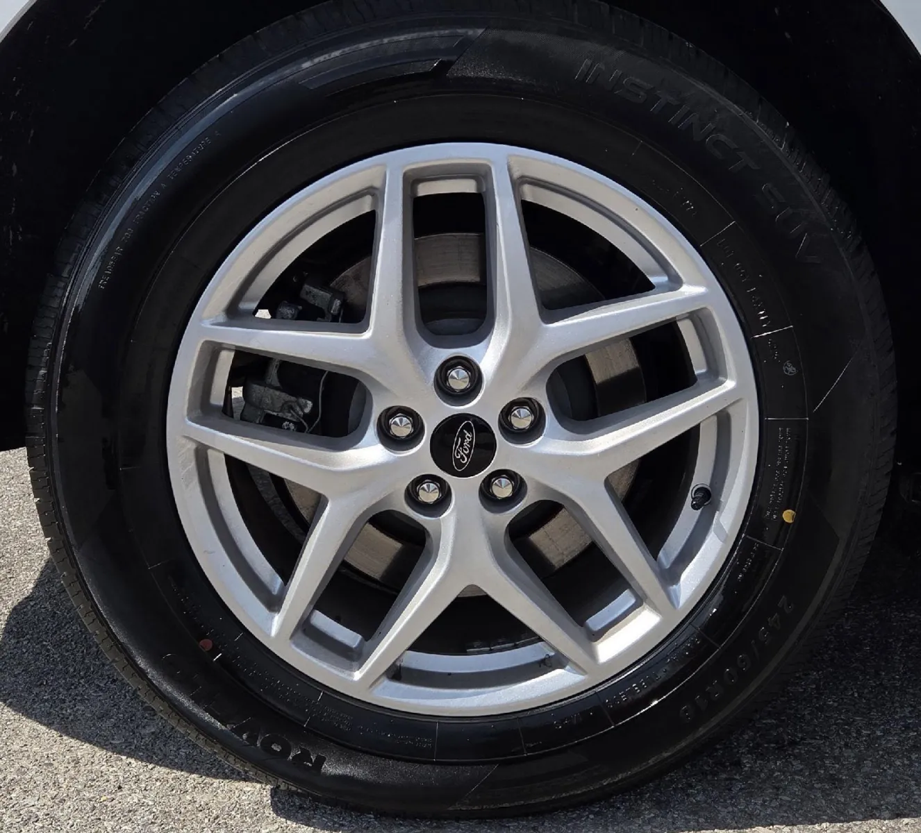 Ford Edge photo 12