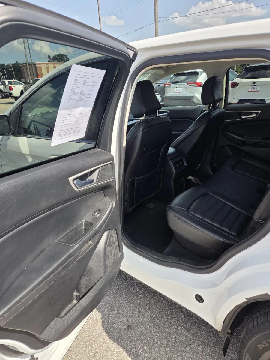 Ford Edge photo 15