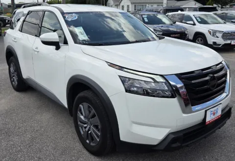 Photos of 2025 Nissan Pathfinder SV for sale in Des Moines, IA at Capital City Motor Company