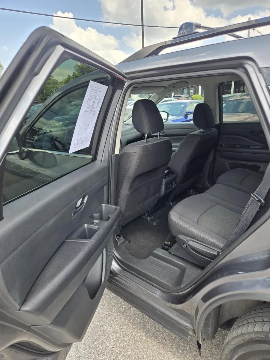 Nissan Pathfinder photo 19