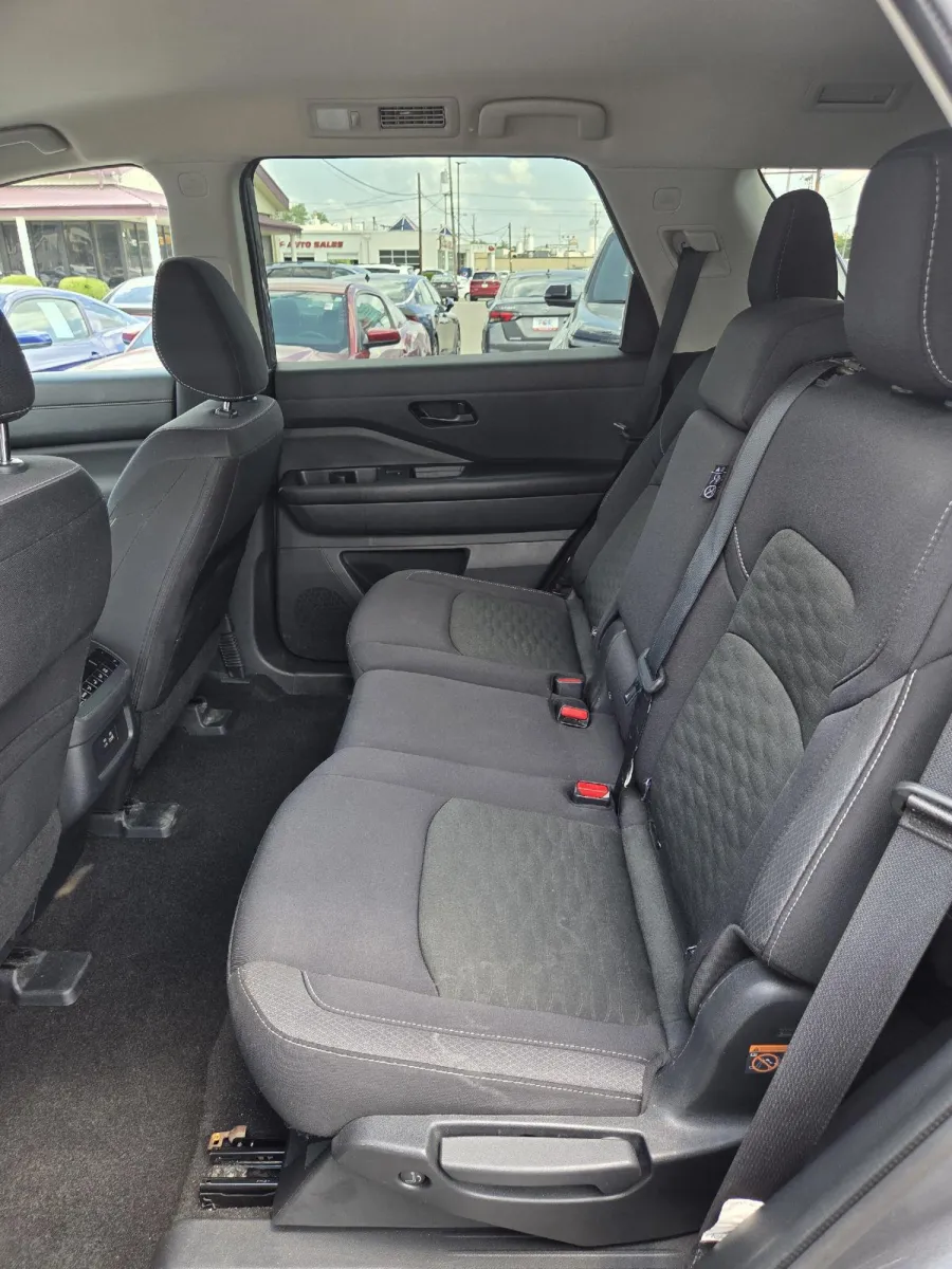 Nissan Pathfinder photo 20