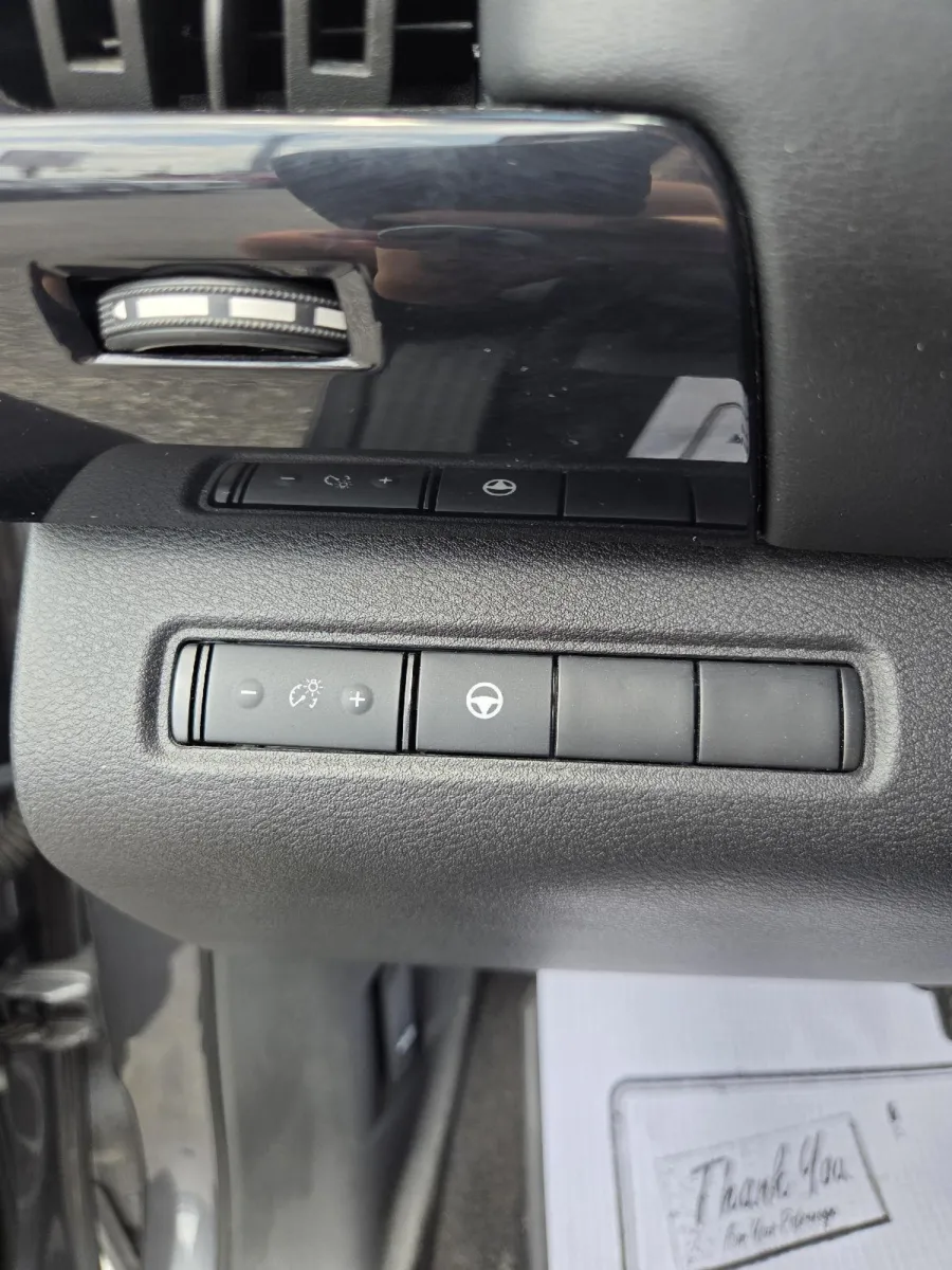 Nissan Pathfinder photo 30