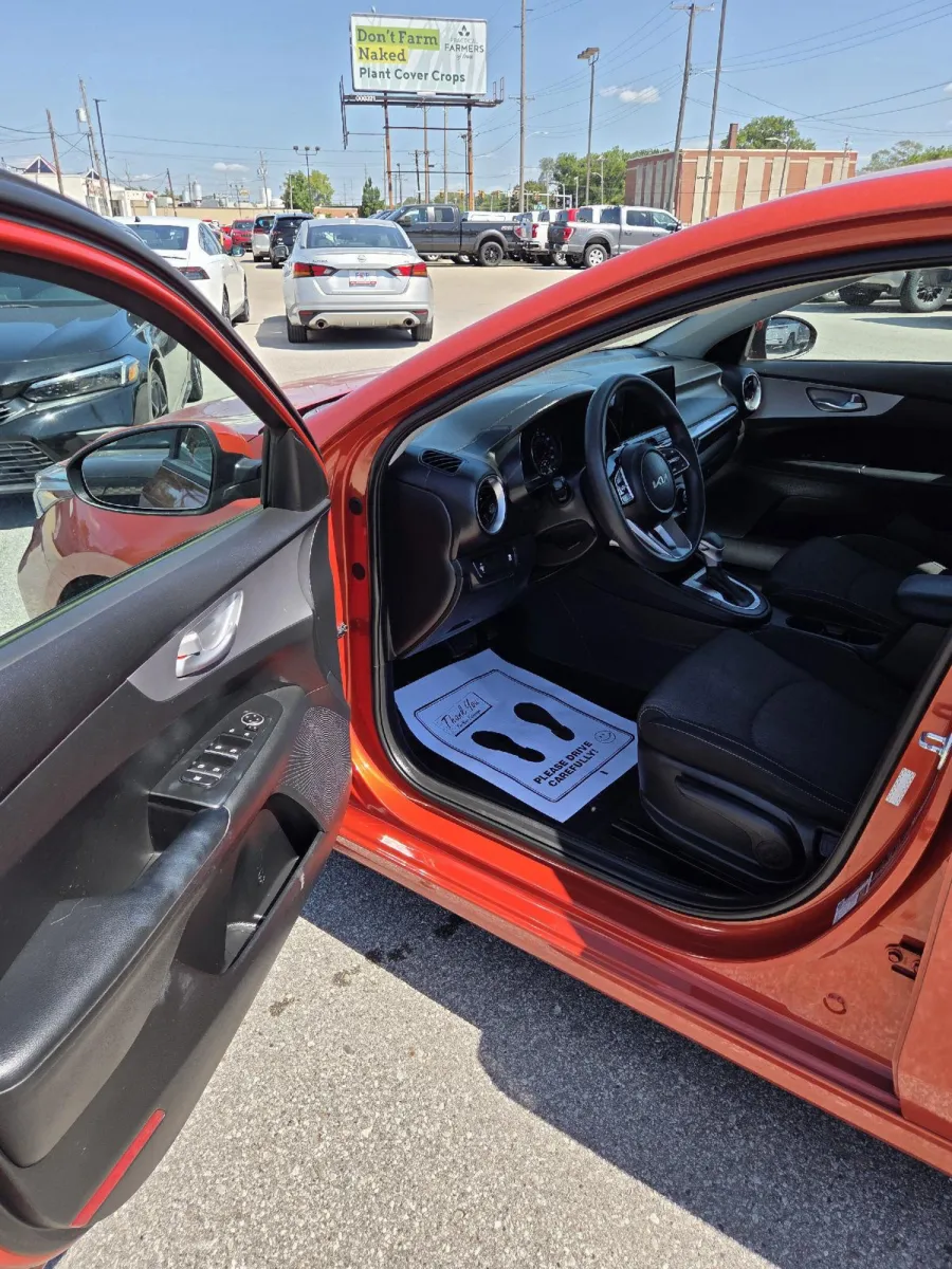 Kia Forte photo 13