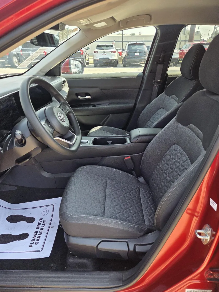 Nissan Kicks photo 13