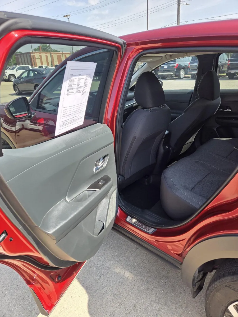 Nissan Kicks photo 14