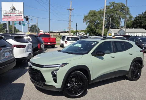 Green 2025 Chevrolet Trax ACTIV for sale in Des Moines, IA