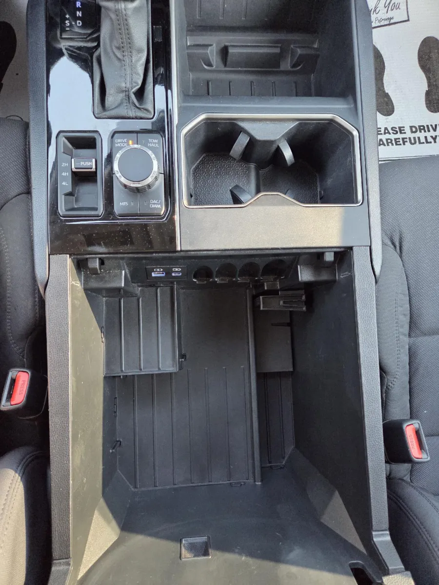 Toyota Tundra photo 21