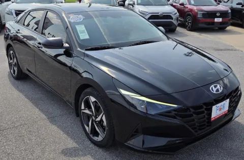 Another view of 2023 Hyundai Elantra SEL for sale in Des Moines, IA at Capital City Motor Company