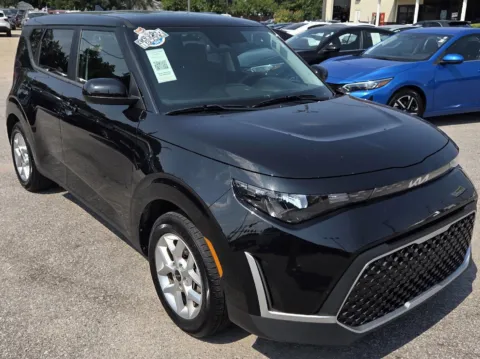 Photos of 2024 Kia Soul LX for sale in Des Moines, IA at Capital City Motor Company