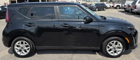 More photos of 2024 Kia Soul LX at Capital City Motor Company, IA