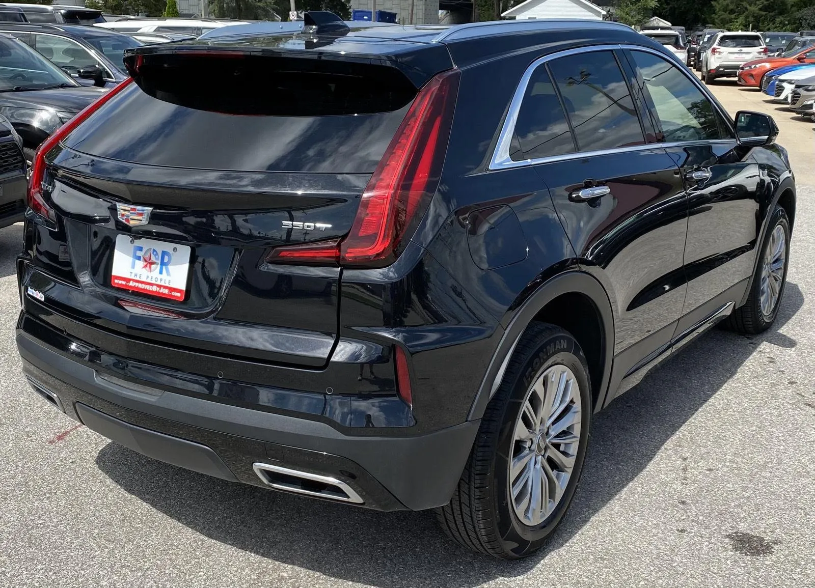 Cadillac XT4 photo 8