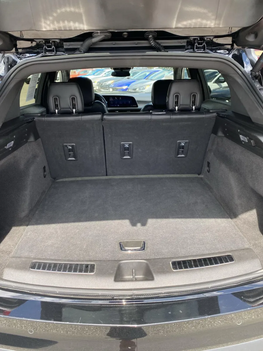 Cadillac XT4 photo 11