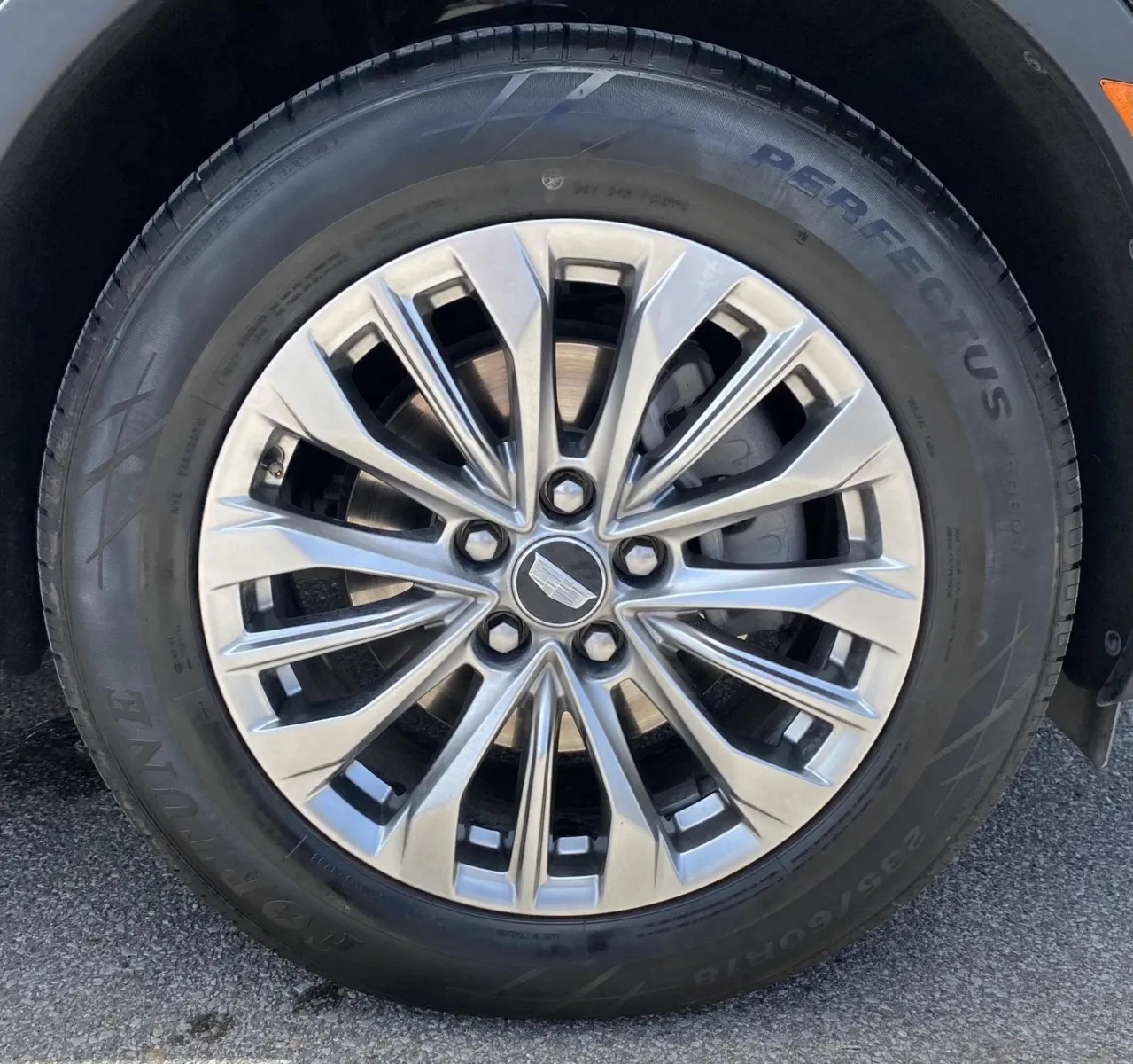 Cadillac XT4 photo 12