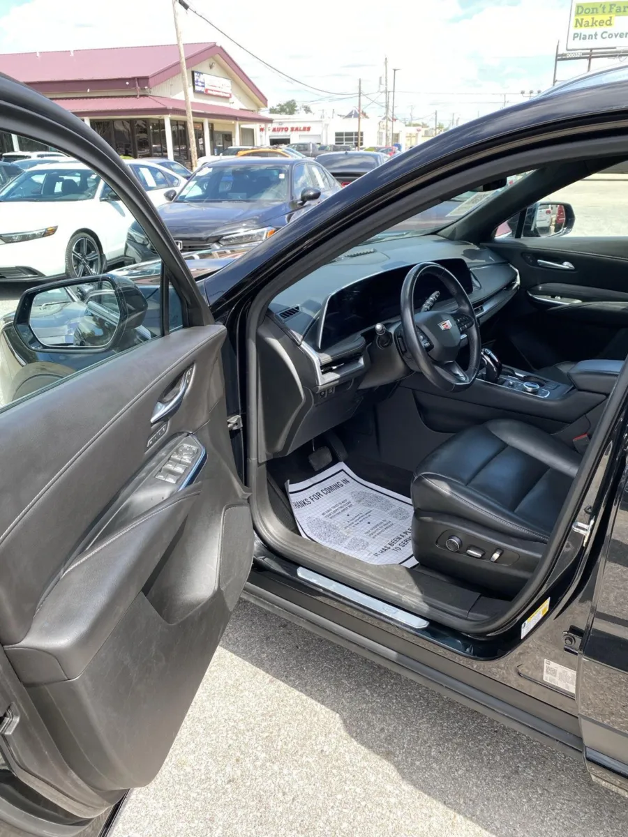 Cadillac XT4 photo 13