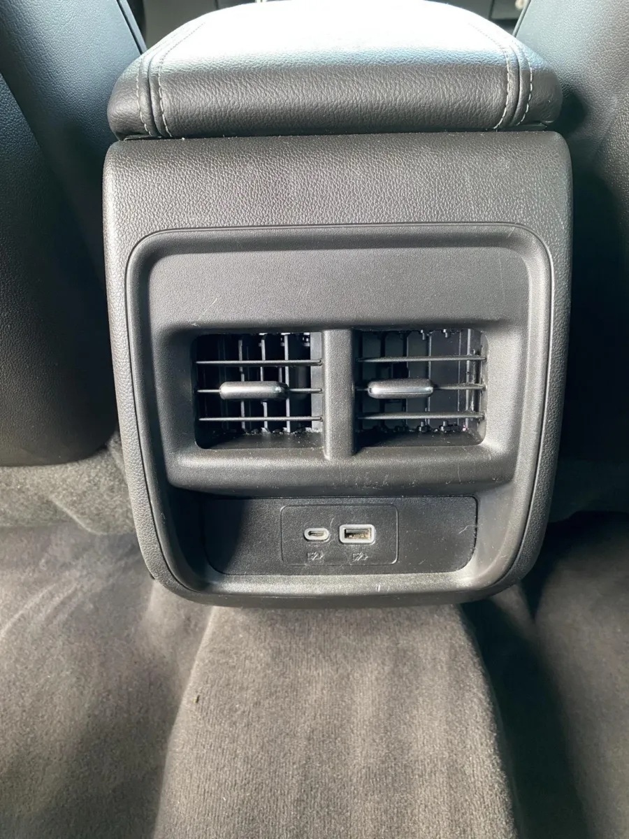 Cadillac XT4 photo 17