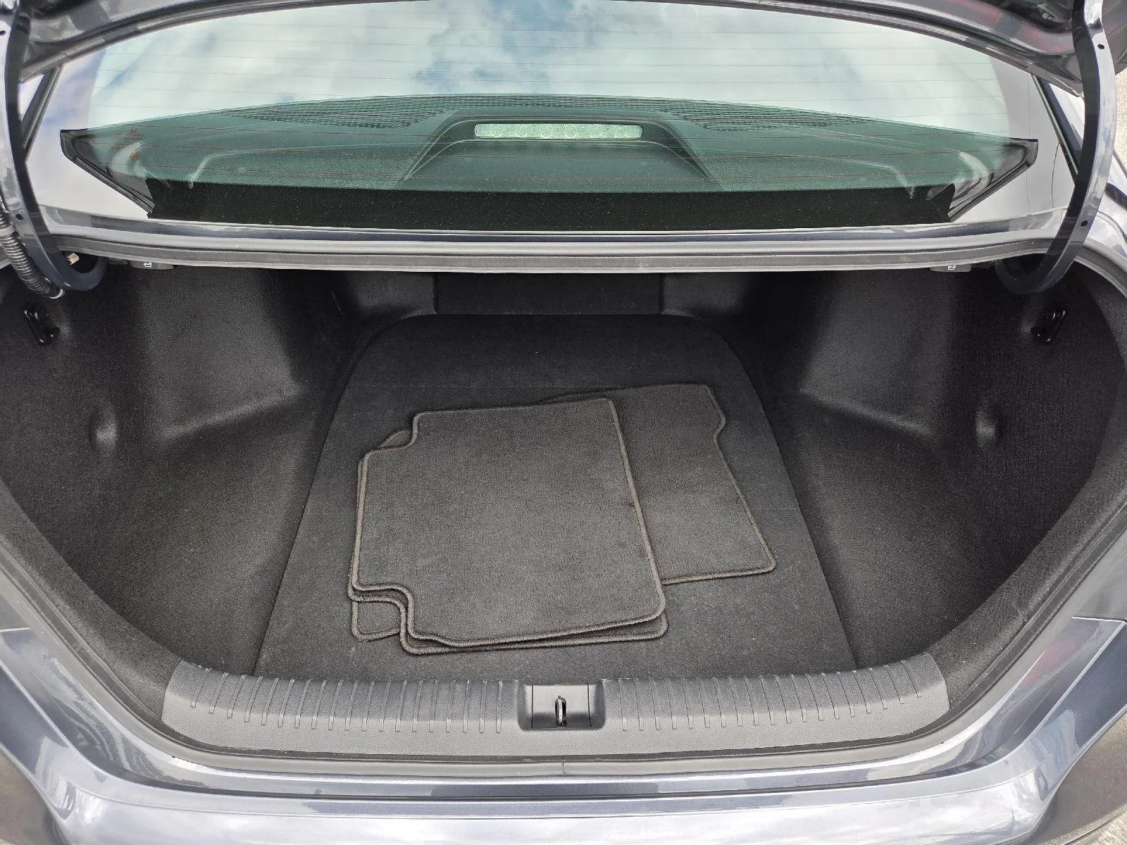 Honda Accord photo 10
