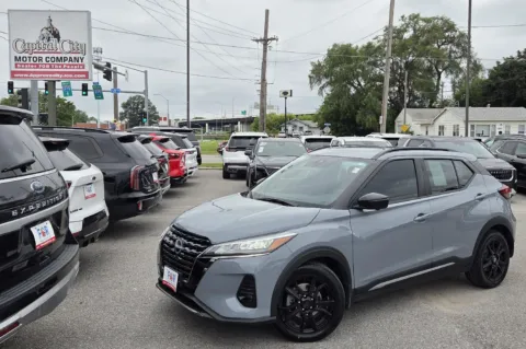 Gray 2023 Nissan Kicks SR for sale in Des Moines, IA