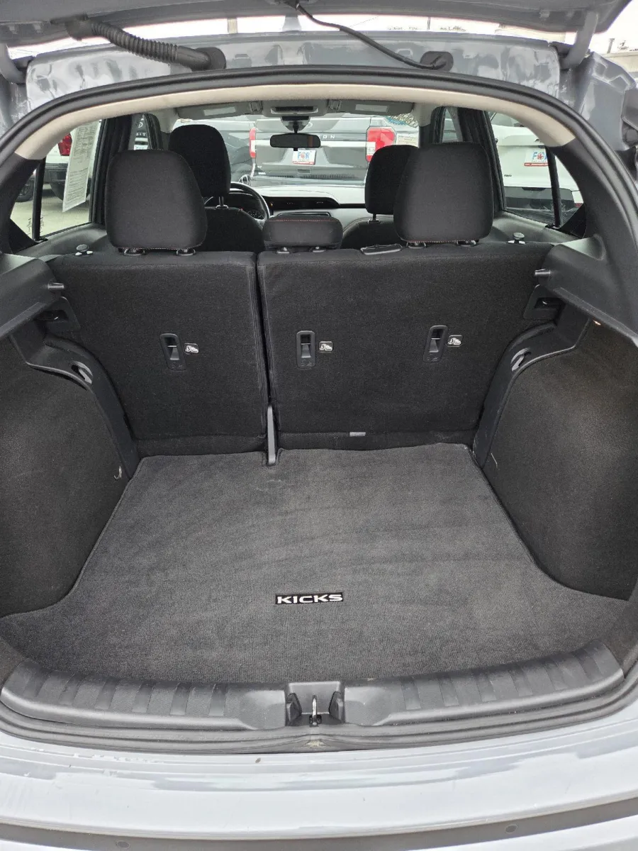 Nissan Kicks photo 11