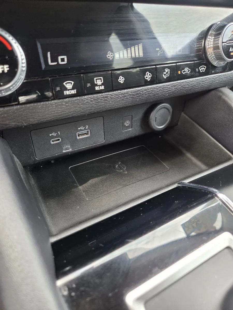 Mitsubishi Outlander photo 24