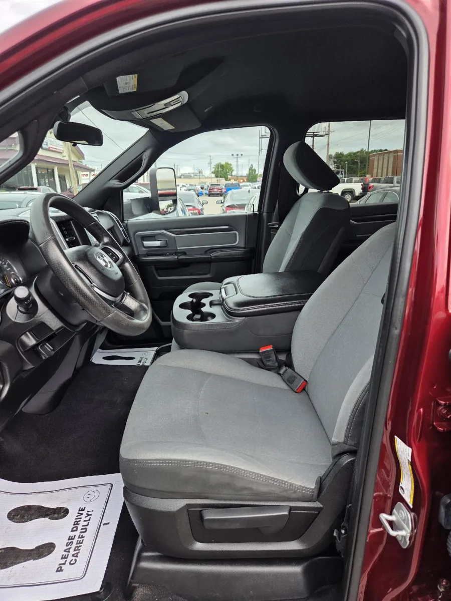 Ram 2500 photo 11
