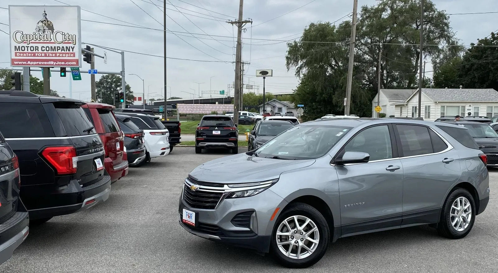 Gray 2024 Chevrolet Equinox LT for sale in Des Moines, IA