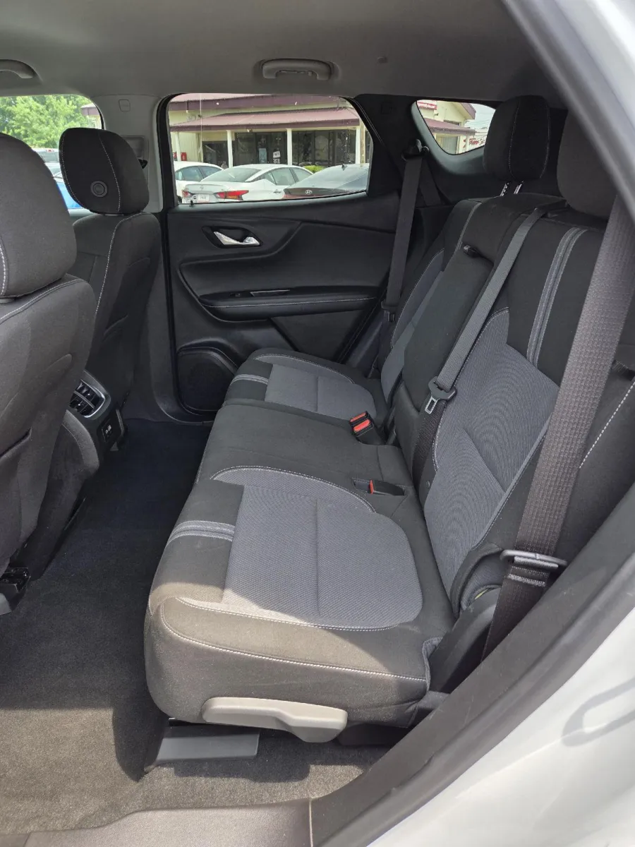 Chevrolet Blazer photo 16