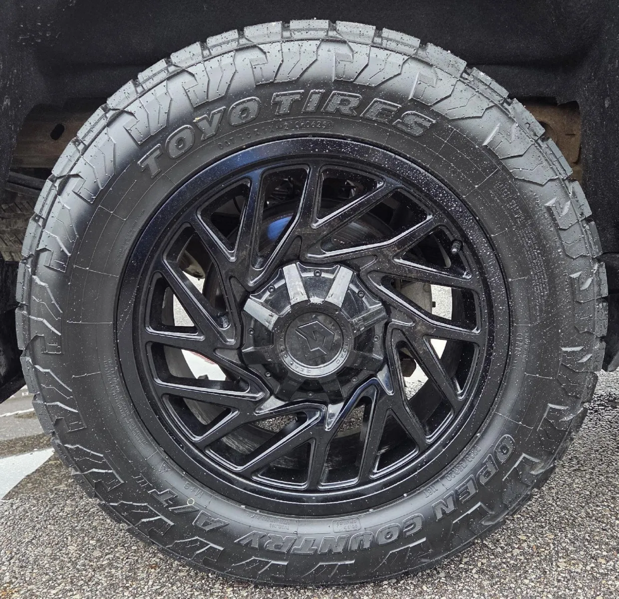 Chevrolet Silverado photo 10