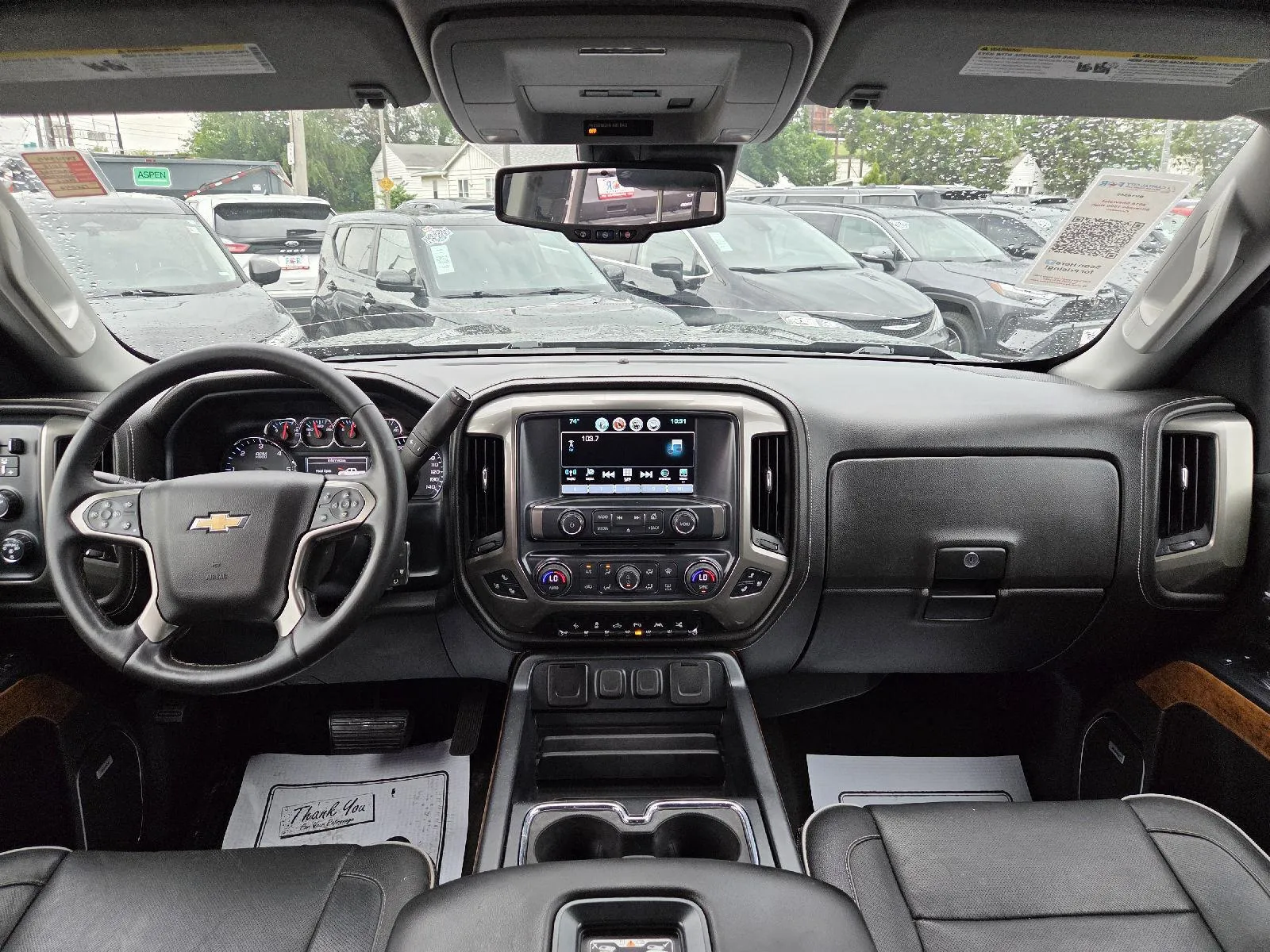 Chevrolet Silverado photo 15