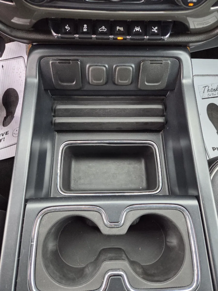 Chevrolet Silverado photo 21