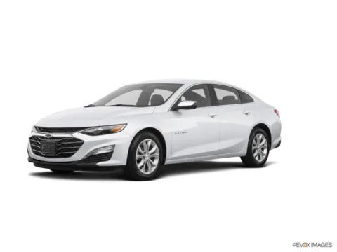 White 2019 Chevrolet Malibu LT for sale in Des Moines, IA
