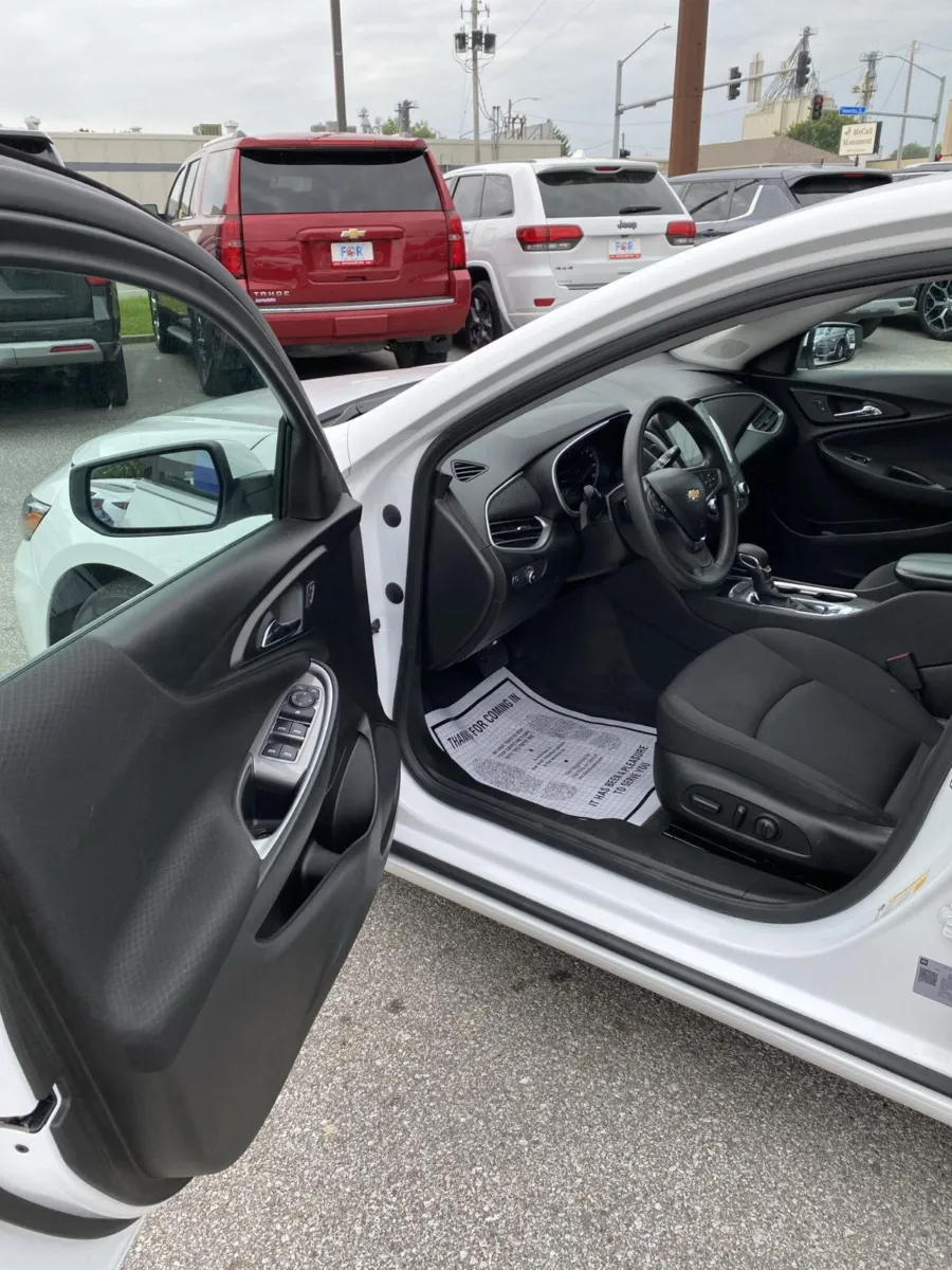 Chevrolet Malibu photo 13