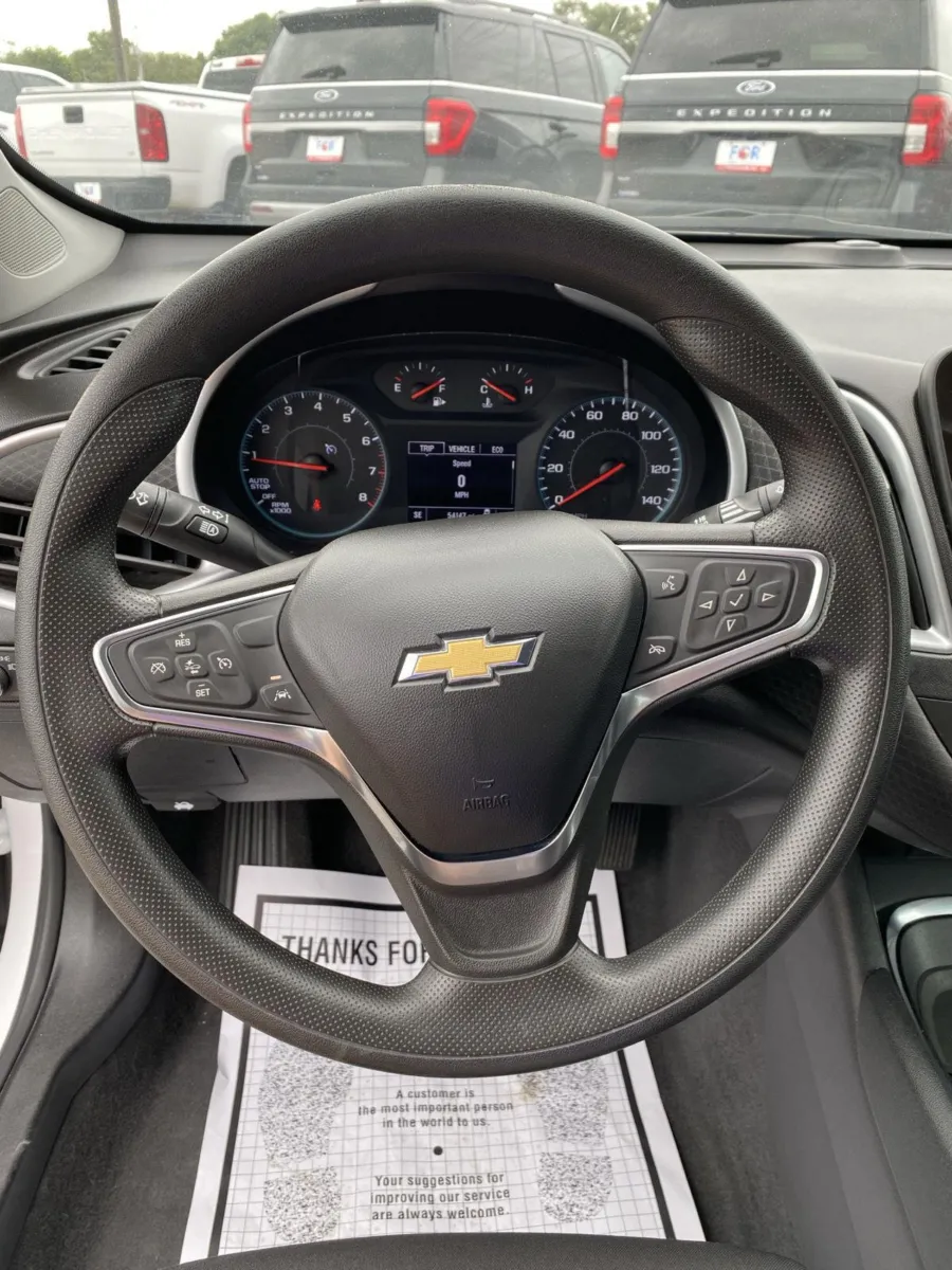 Chevrolet Malibu photo 18