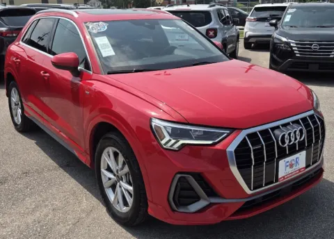 Photos of 2024 Audi Q3 S line Premium for sale in Des Moines, IA at Capital City Motor Company