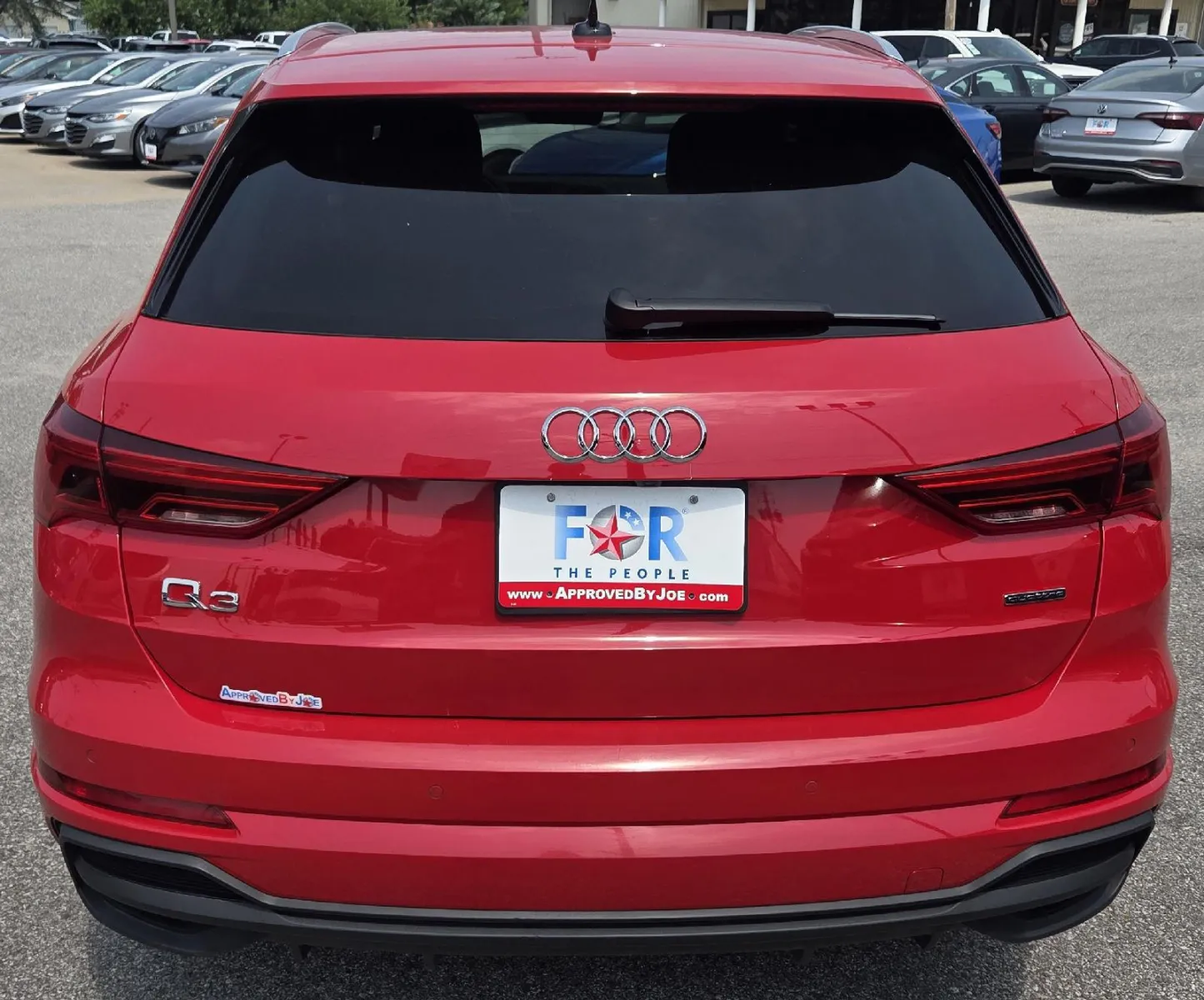 Audi Q3 photo 9